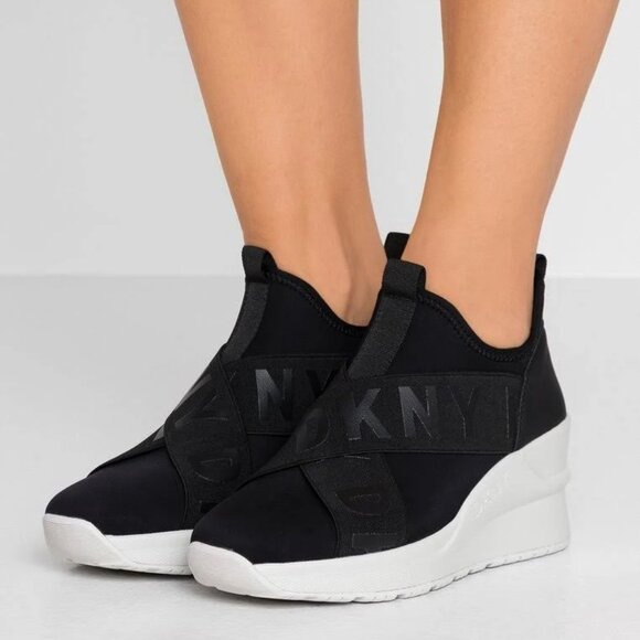 DKNY Women's Leya Wedge Sneakers (8.5) - Picture 1 of 14